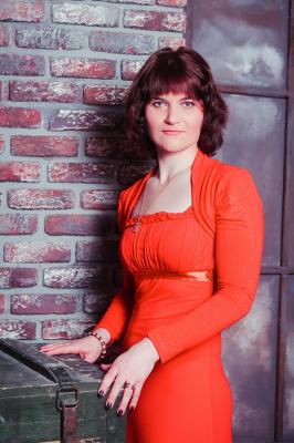 Single female Oksana, 46 y/o, from Kharkov, looking for male, girls for . Women from Ukraine. I am a calm and sociable Lady. I like children and I work as children's doctor. I also work in a beauty salon.
I like to go for a walk with my daughter, travel to other cities, embroider..